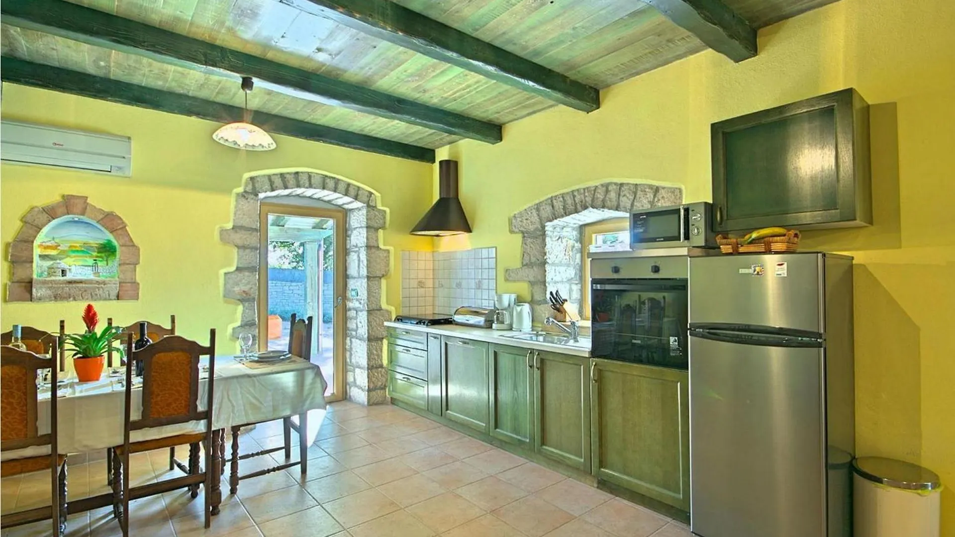 Villa Ambrogino Tinjan